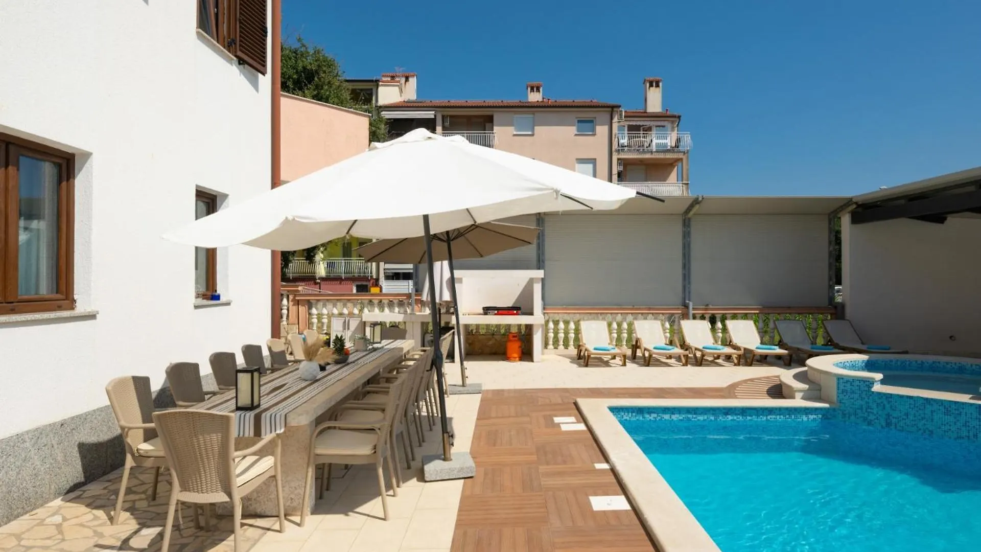 Villa Lealeana In Pula,Istrien